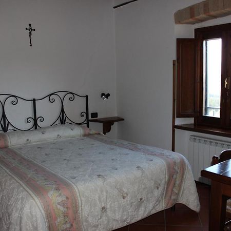 Agriturismo La Ginestrella Civitella D'Arna Pokoj fotografie