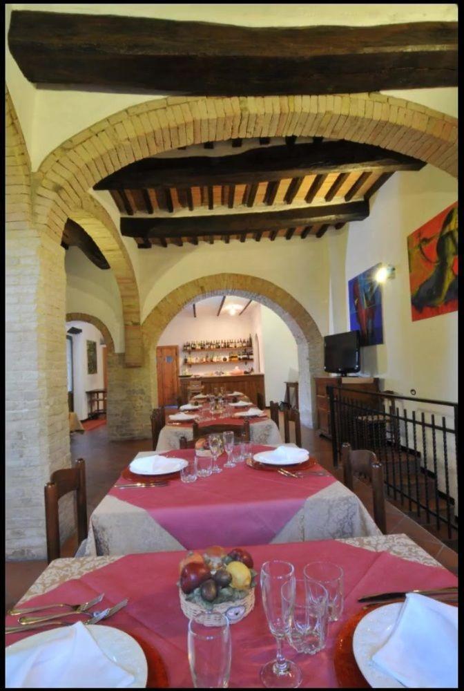 Agriturismo La Ginestrella Civitella D'Arna Exteriér fotografie